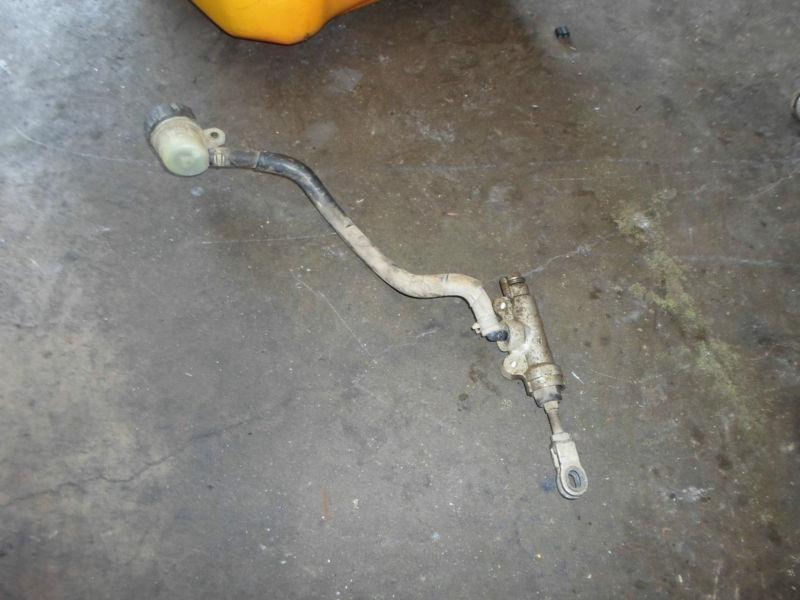 1990 suzuki dr250 rear brake master cylinder