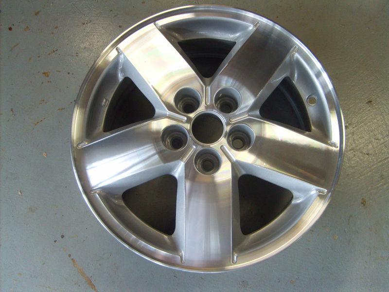 2003-2005 chevrolet cavalier wheel, 15x6, 5 spoke machined/silver