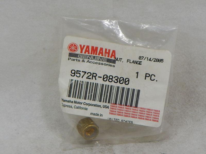 Yamaha 9572r-08300 nut *new