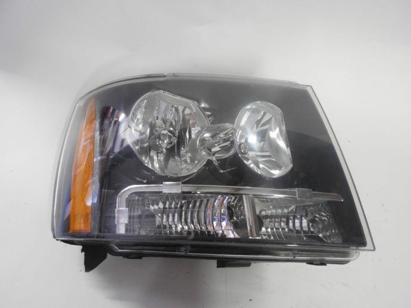 07 08 09 2010 2011 2012 chevrolet tahoe suburban avalanche oem right headlight!!