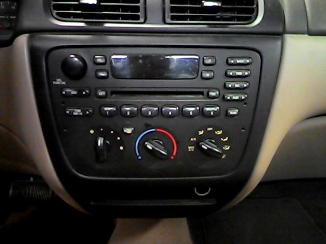 2001 ford taurus radio trim dash bezel 2589838