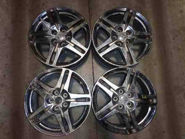 2004 infiniti g35 17" wheels set of 4 oem lkq