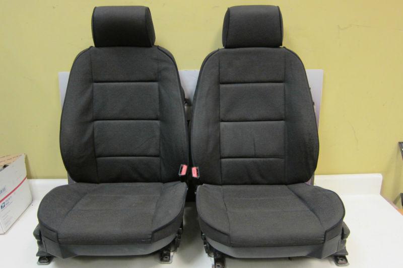 Bmw front seat pair manual black e36 318ti & 318is 323i 325i 328i coupe convert