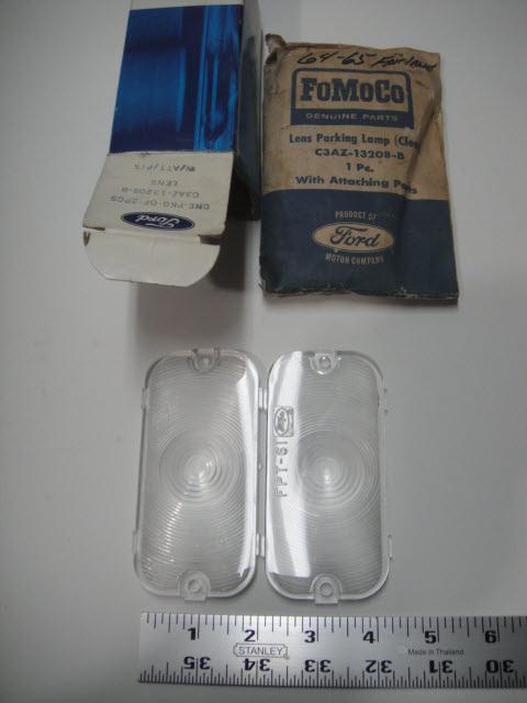 61/68 ford fairlane, comet, t-bird - lens parking lamp - turn signal - nos pair