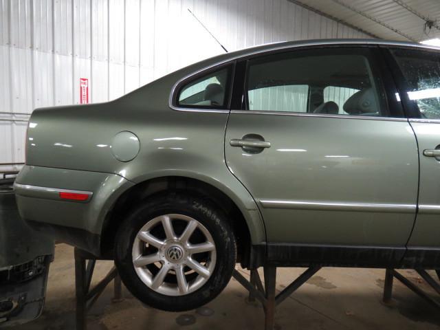 2004 volkswagen passat rear or back door right 2492829