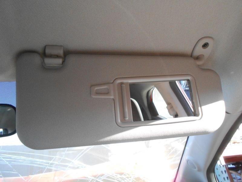 12 kia rio sun visor/shade