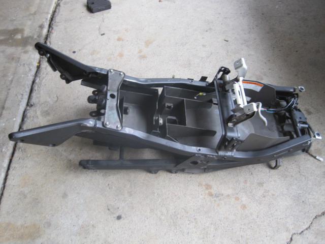 2000 2001 honda cbr 929 929rr subframe and battery tray rear 954 00 01