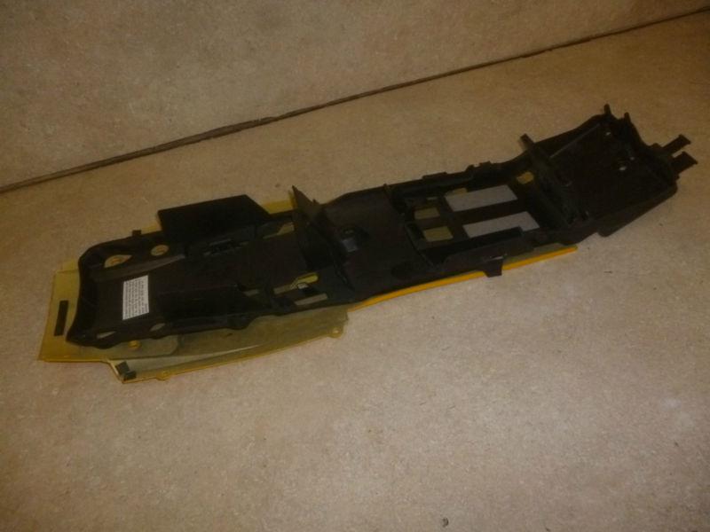 07 08 suzuki gsxr 1000 gsxr1000 undertail fairing battery tray under tail  #8347