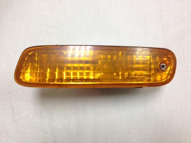 99 00 01 02 daewoo leganza left turn signal blinker corner park light lamp 