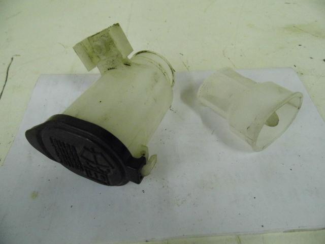 00 01 02 03 04 05 toyota celica windshield washer reservoir upper neck and cap