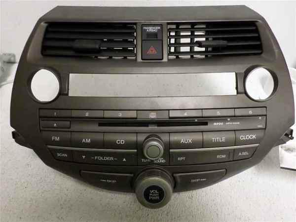 08-11 honda accord cd player radio w/bezel oem lkq