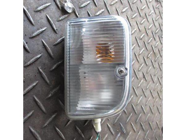 Daihatsu move 1998 left clearance lamp [8211100]