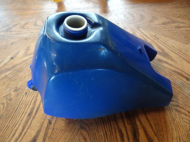 2003_yamaha_pw80_pw-80_50_gas_fuel tank_plastic