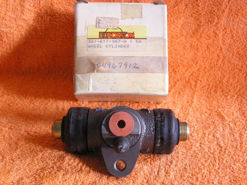  new old stock vw super beetle front brake wheel cylinder 1971-79 361611067a