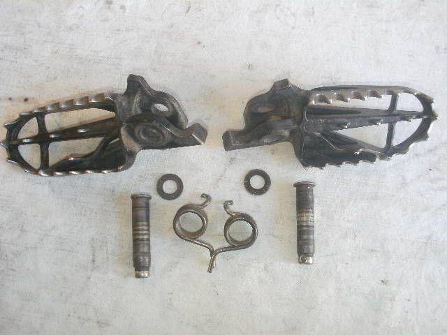 2002 - 2008 honda cr crf 125r 250r 250x 450r 450x footpegs foot pegs 125 250 450