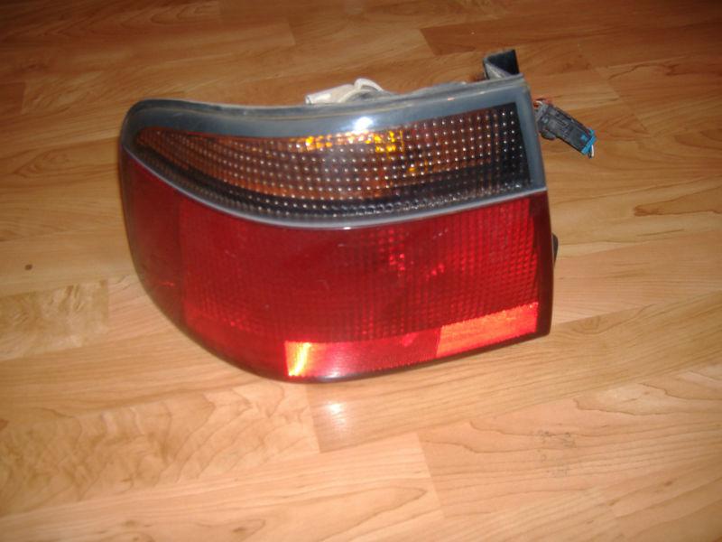 98 99 00 01 02 03 04 cadillac sts sls lh left driver side tail light  with bulbs