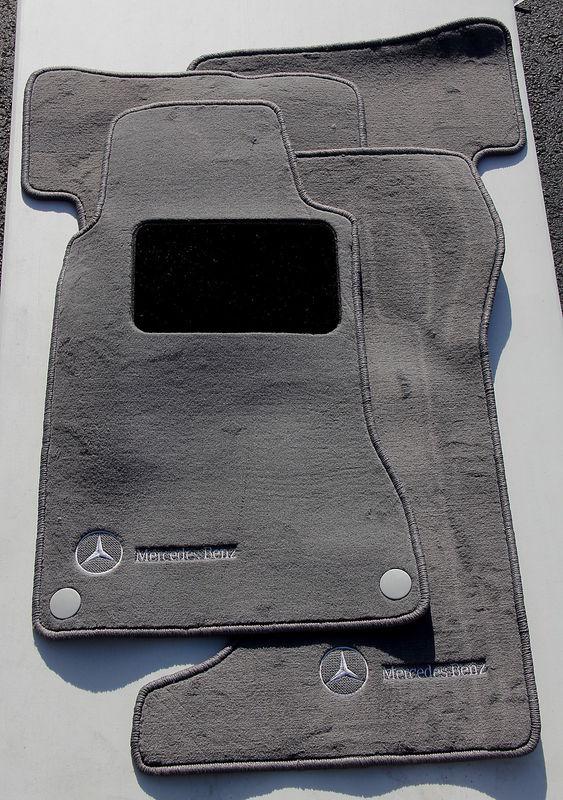 0613 mercedes c class all 4matic 2001-2006 (203) oem floor mats-color-dark ash