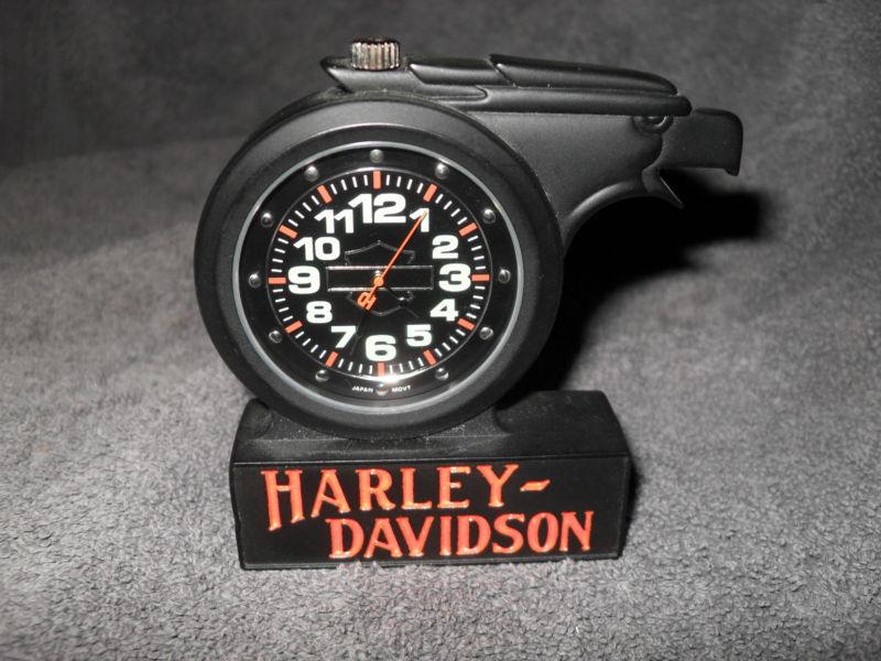 Harley davidson small mantel/desk eagle clock - used
