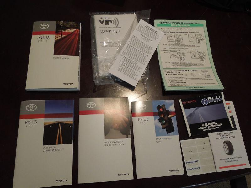 2011 toyota prius hybrid owners manual 9pc set (manual,dvd, handsfree,warranty+)