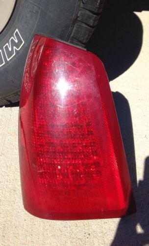 00-05 deville oem gm led taillight drivers side lh right tail lamp