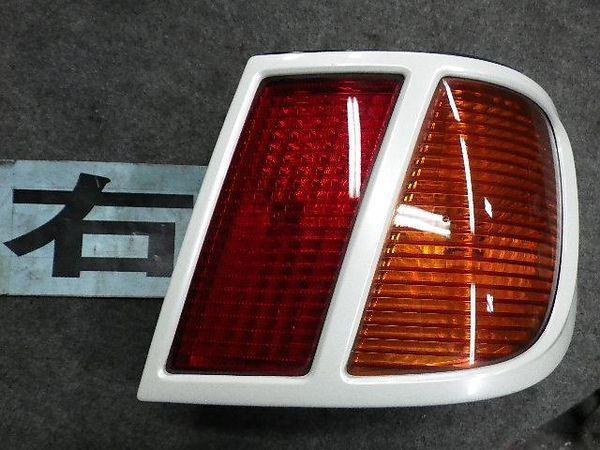 Nissan bassara 2000 rear right combination lamp [0415500]