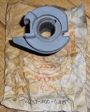 Honda cb750  kick starter flange nos part # 28251-300-030