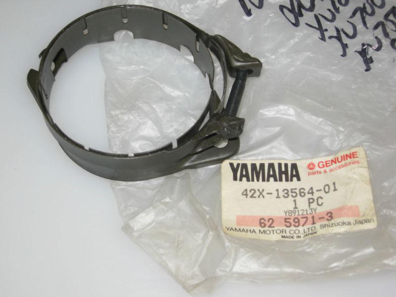 Yamaha xv1100,xv1000,xv700,xv920,xv750 nos oem manifold p.n 42x-13564-01