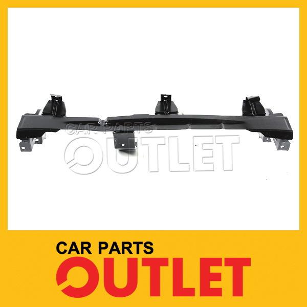 2005 2006 2007 nissan pathfinder front upper bumper center retainer bracket s/se