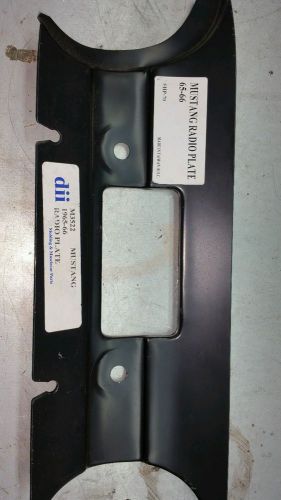 Mustang radio plate