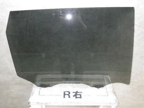 Nissan x-trail 2013 rear right door glass [0513330]