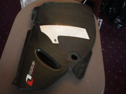 1994 suzuki rm 250 left side cover