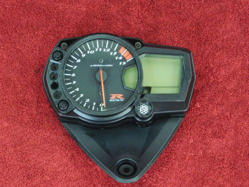 17k mile gauge cluster / dash 05-06 gsxr1000 gsxr 1000 speedo meter speedometer