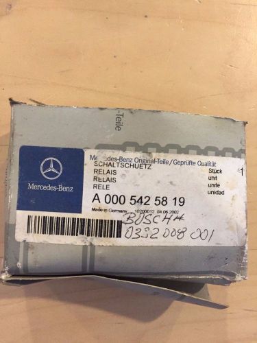 Mercedes 280sl 230sl w108 w109 w110 w111 w113 w114 w115 genuine fuel pump relay