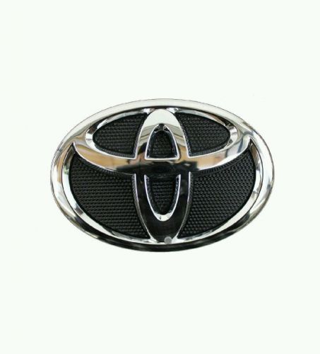 Genuine toyota accessories 75311-06060 grille emblem