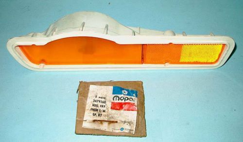 1972 plymouth fury right marker light lamp - nos mopar 3479160 72