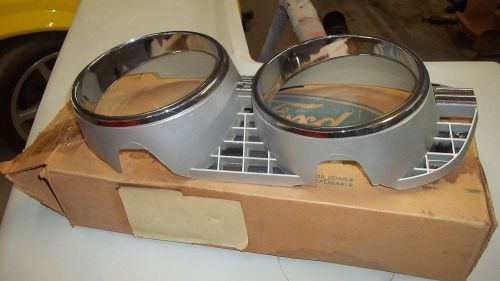 1970 torino cobra    nos   headlight door bezel left fairlane ranchero falcon