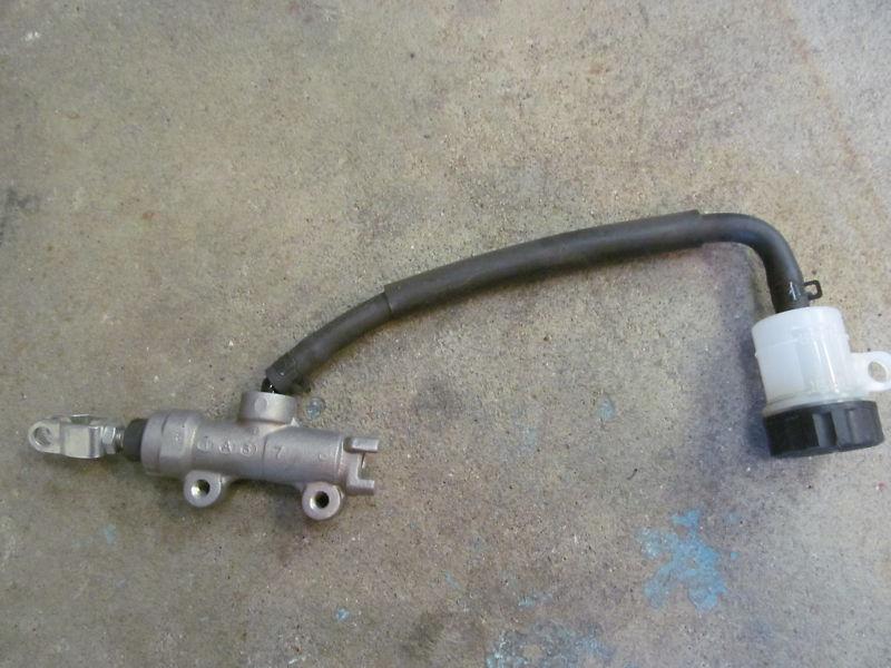 2010 kawasaki ninja zx 1000 zx1000, rear brake slave cylinder & reservoir