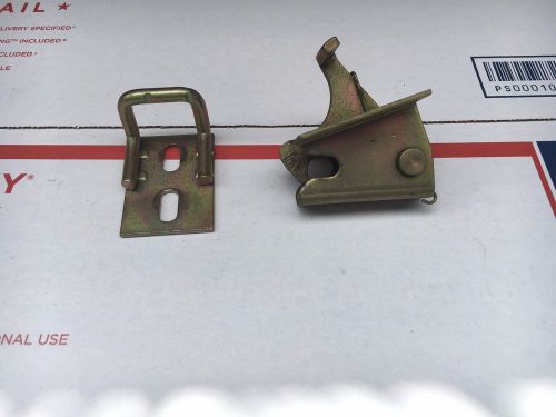 Datsun fairlady roadster 1600 2000 trunk lock hinge