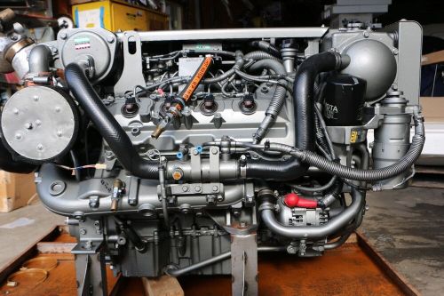 Yanmar 8lv marine inboard diesel engine - runs great - low hours