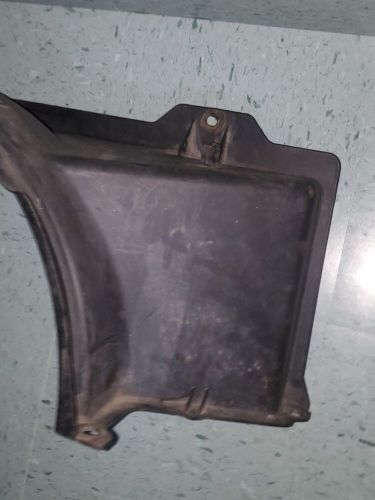 00-06 suburban escalade yukon tahoe top fan shroud 15707521