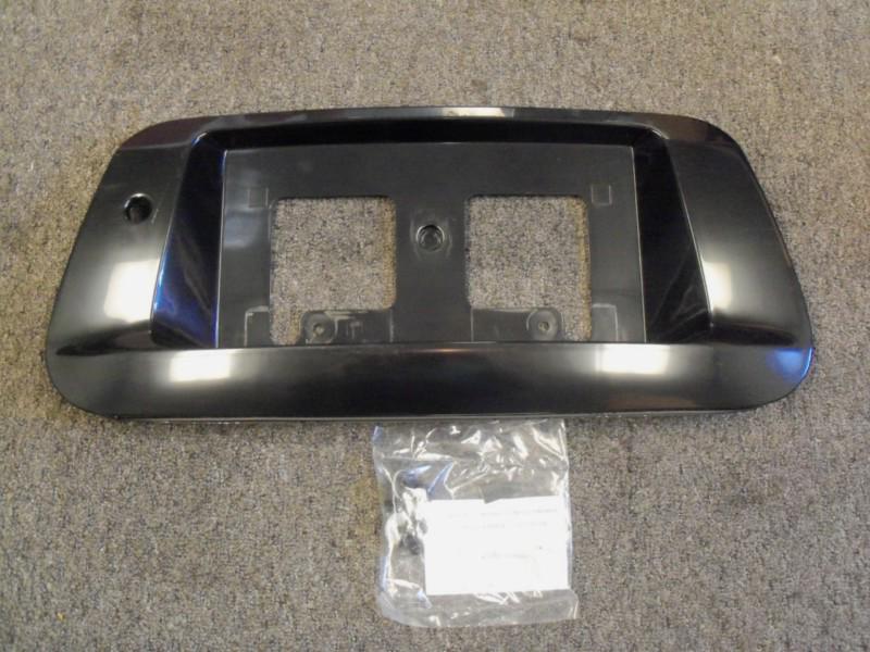 2002-2004 oem nissan altima trunk lid finish panel 84812-8j000