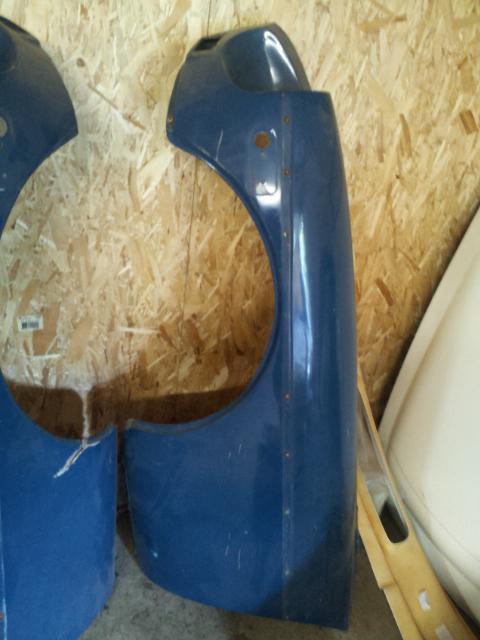 Mgb fiberglass front fenders