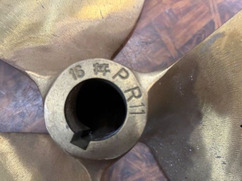 Bronze propeller 16x11 3 blade 1 1/4 shaft rh. recently reconditioned pn 25746