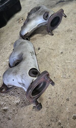 Toyota 2jzge lexus sc300 exhaust manifolds