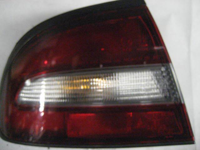 Tail light galant 1994 94 1995 95 96 quarter mount left