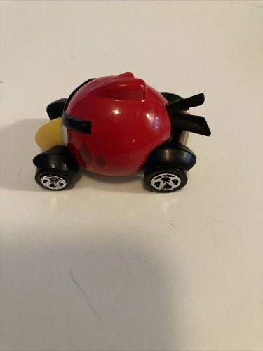 Red angry birds car