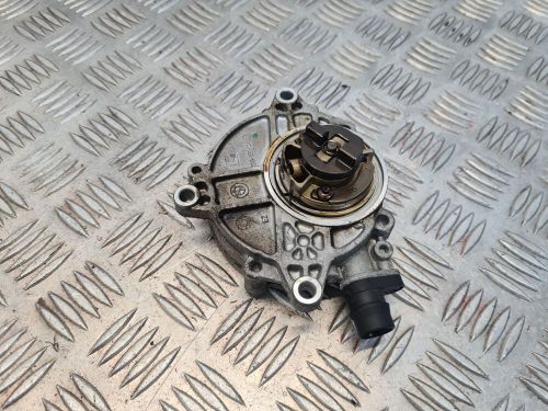 Bmw 3 series e92 e93 lci 2011 320i petrol n43 vacuum pump 7547024 #2e