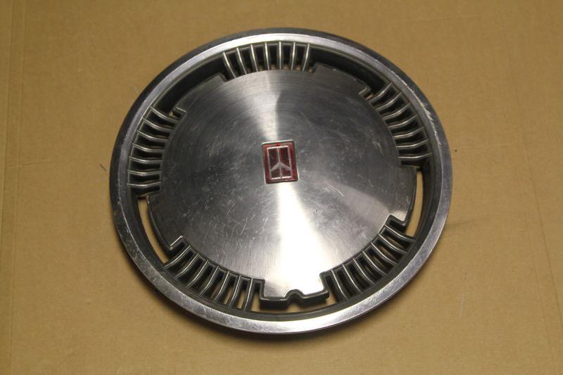 1991-1993 oldsmobile eighty eight 15” wheel cover hub cap 4114 p/n 25550334