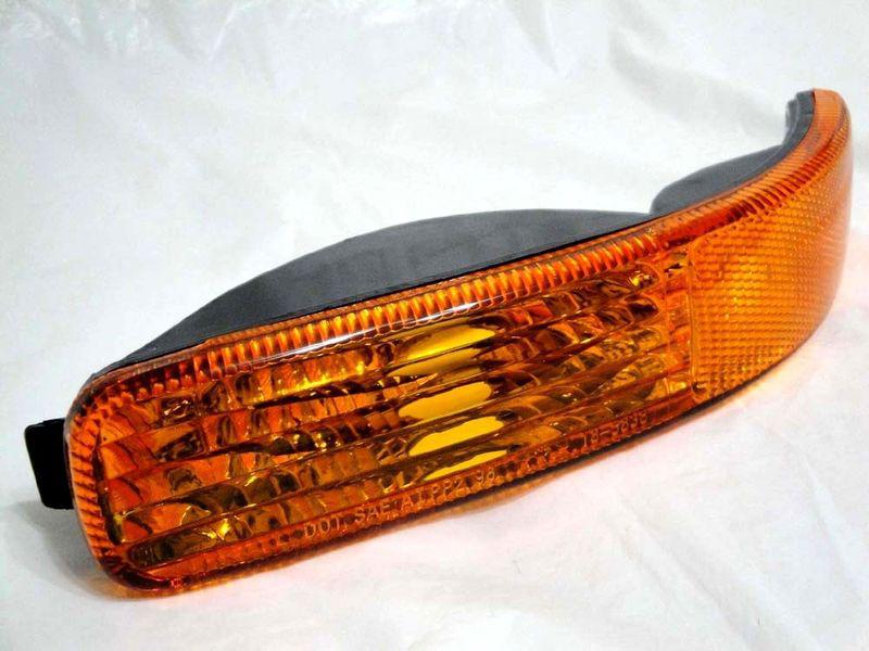 02-04 jeep liberty corner side marker parking signal bumper light lamp l h new