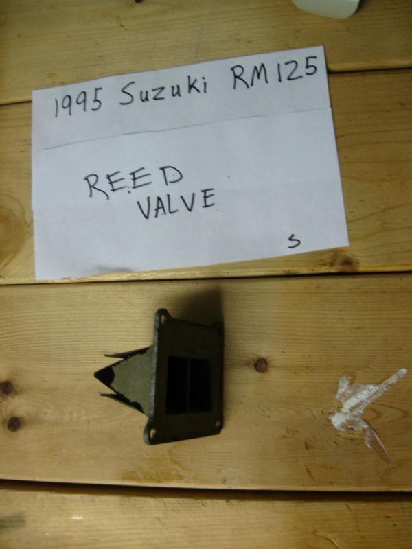 Reed valve and intake boot - 1995 suzuki rm125 / rm 125